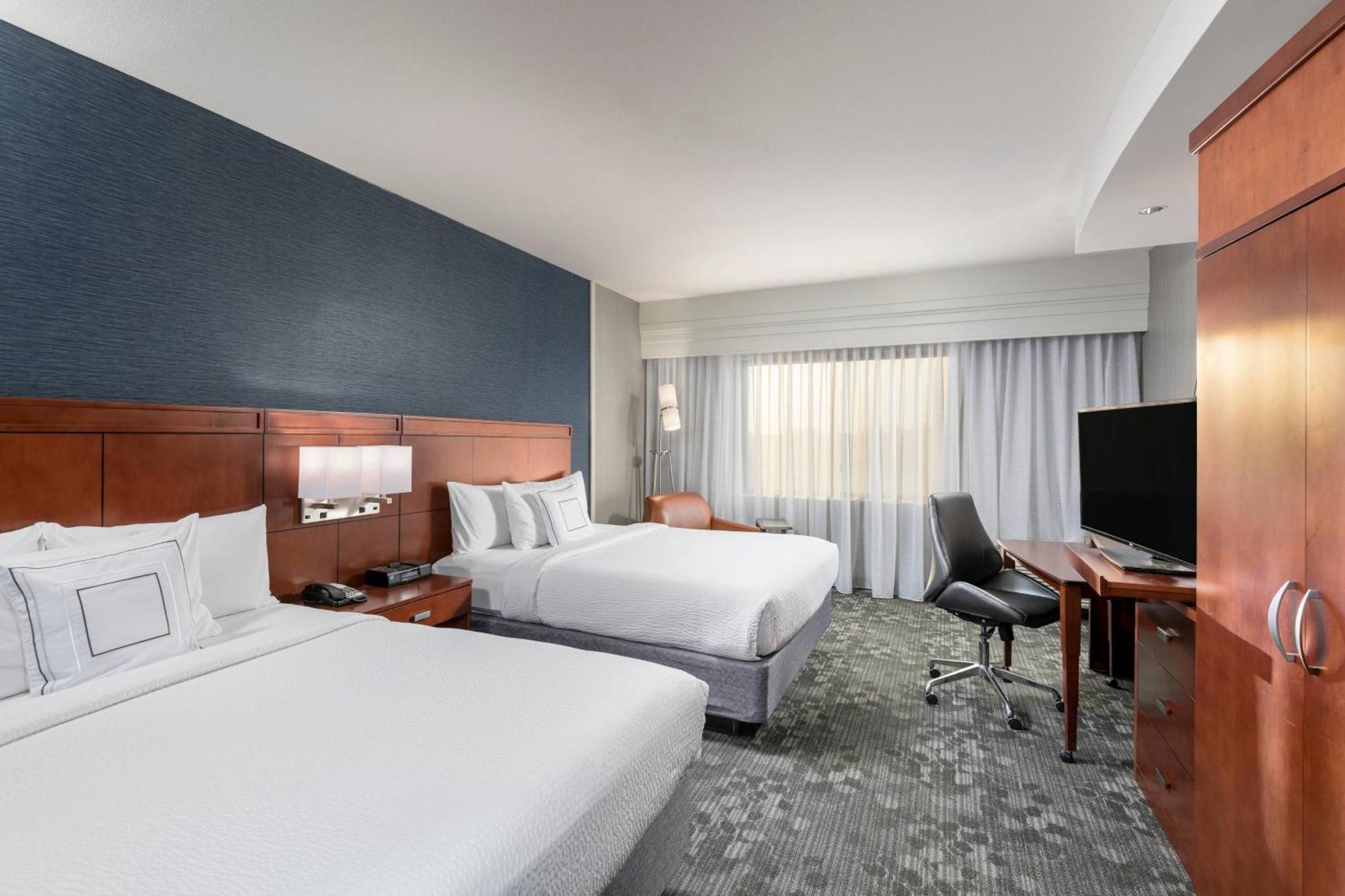 Courtyard By Marriott San Diego Oceanside Exterior foto